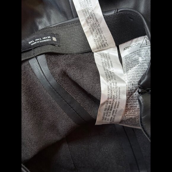 Zara Trousers Large Womens Black Vegan Leather Pleated Elastic Waist Cut Off - Picture 8 of 8